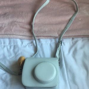 Insta mini 9, the the color grey with case